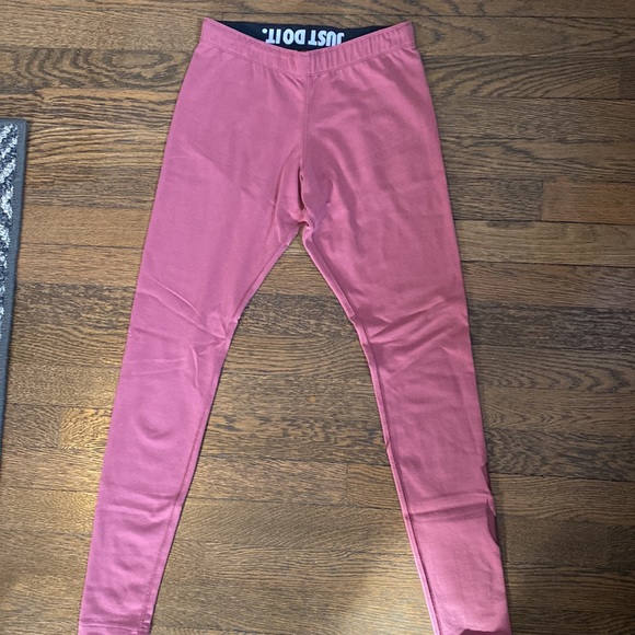 Nike Leggings - Picture 2 of 5
